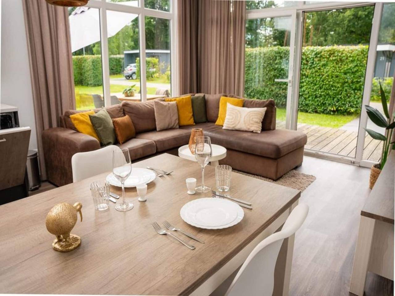 Huisdiervriendelijke boslodge met omheinde tuin in Rijssen, Sallandse Heuvelrug