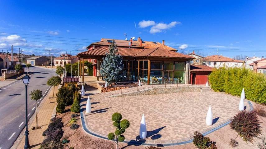 Hotel para 2 personas, con balcón además de jardín y vistas en Provincia de Soria