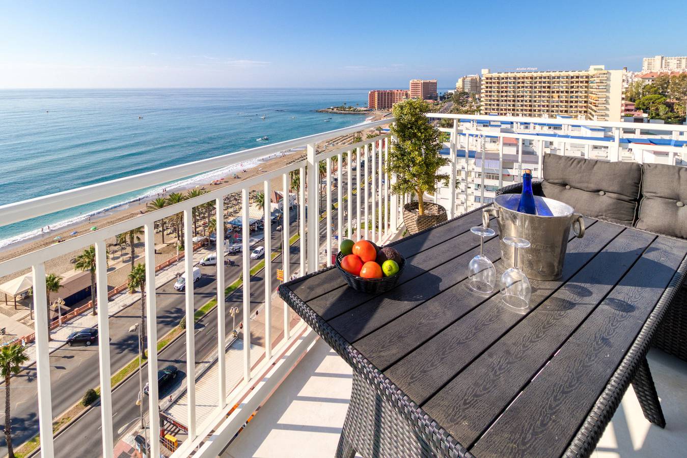 Geheel appartement, Maite Beach Penthouse, Benalmadena - Perfect location, Sea View in Benalmádena Costa, Benalmádena
