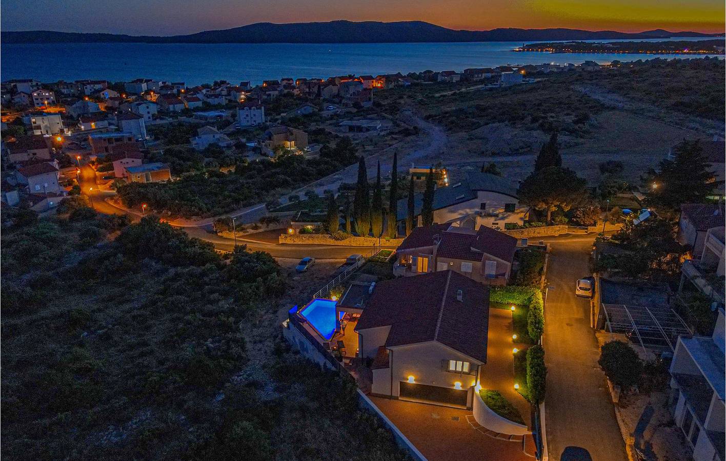 Ferienhaus für 8 Personen mit Terrasse in Brodarica, Šibenik-Knin