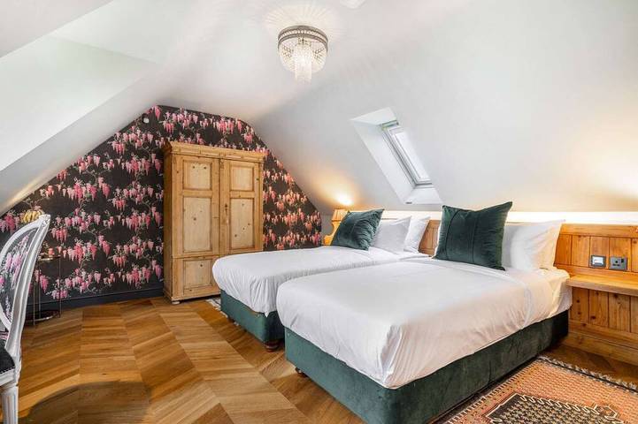 The Cottage · Luxury Romantic Retreat in Idyllic Rural Location in Northamptonshire