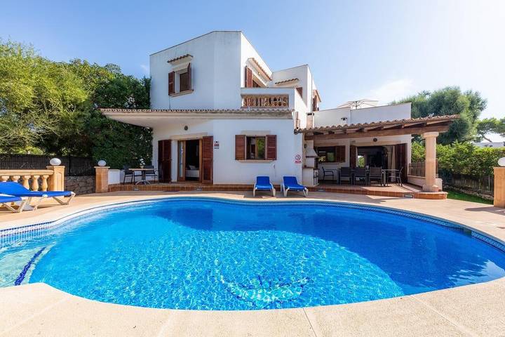 Ferienhaus für 10 Personen, mit Terrasse und Garten in Cala d'Or