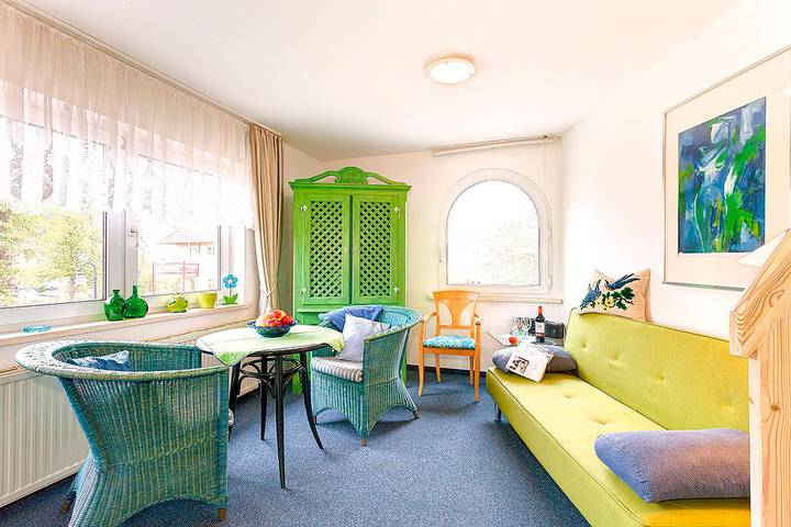 Ferienwohnung für 4 Personen, mit Balkon und Terrasse sowie Garten in Nienhagen - 2
