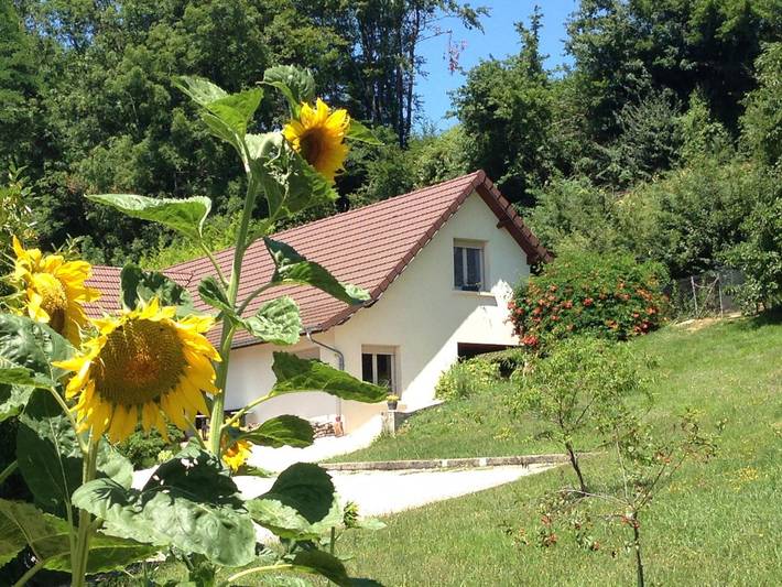 Gîte pour 5 personnes, avec Terrasse ainsi que Jardin et Vue