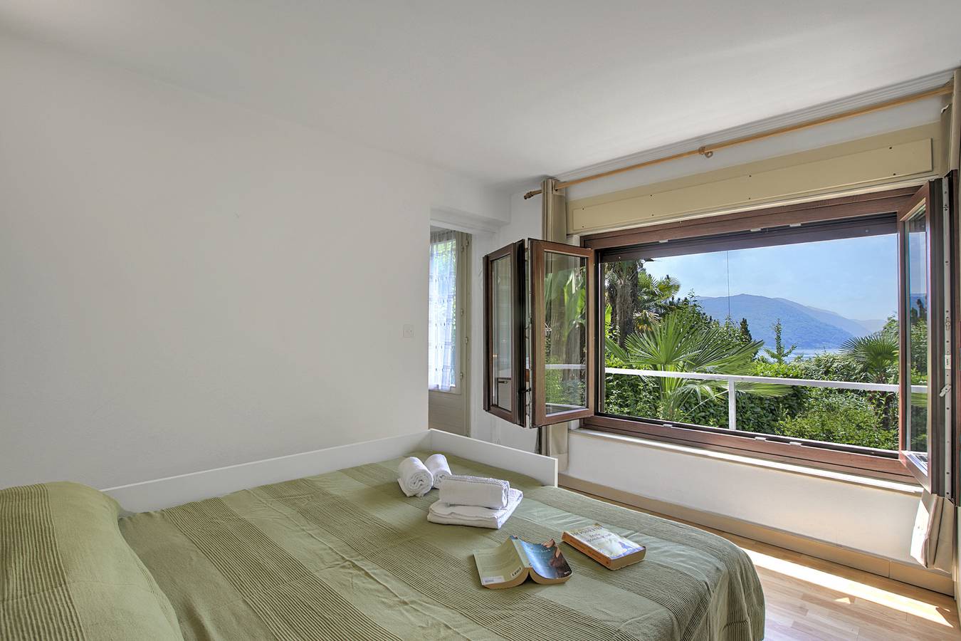 Ganze Wohnung, Apartment View And Pool in Agno, Luganersee