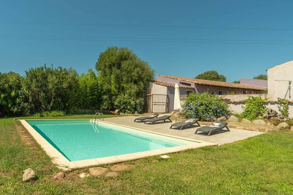 Casa vacanza a Viddalba a partire da 240€ a notte