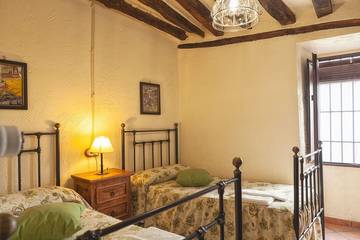 Casa Rural para 13 Personas en Carcabuey, Sierras Subbéticas, Foto 1