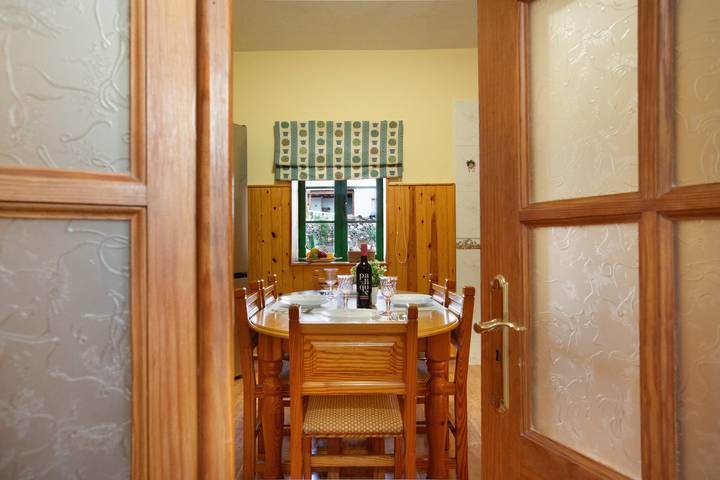 Holiday Home 'Casa Dayaday' with Mountain Views and Wi-Fi in Tefía, Puerto del Rosario