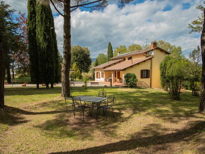 Location de vacances pour 7 personnes, avec terrasse et jardin, animaux acceptés à Arezzo - 2