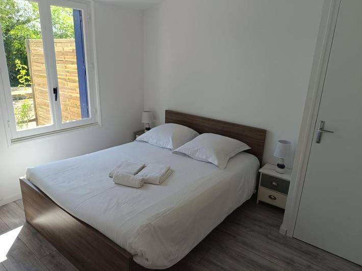 Location de vacances pour 2 personnes, avec terrasse et jardin à Saint-Michel-en-l'Herm - 3