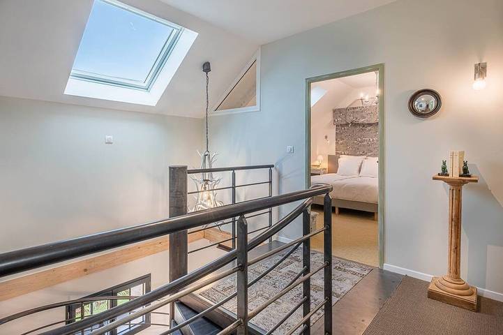 Location de vacances pour 8 personnes, avec balcon et jacuzzi, animaux acceptés à Fléré-la-Rivière - 2
