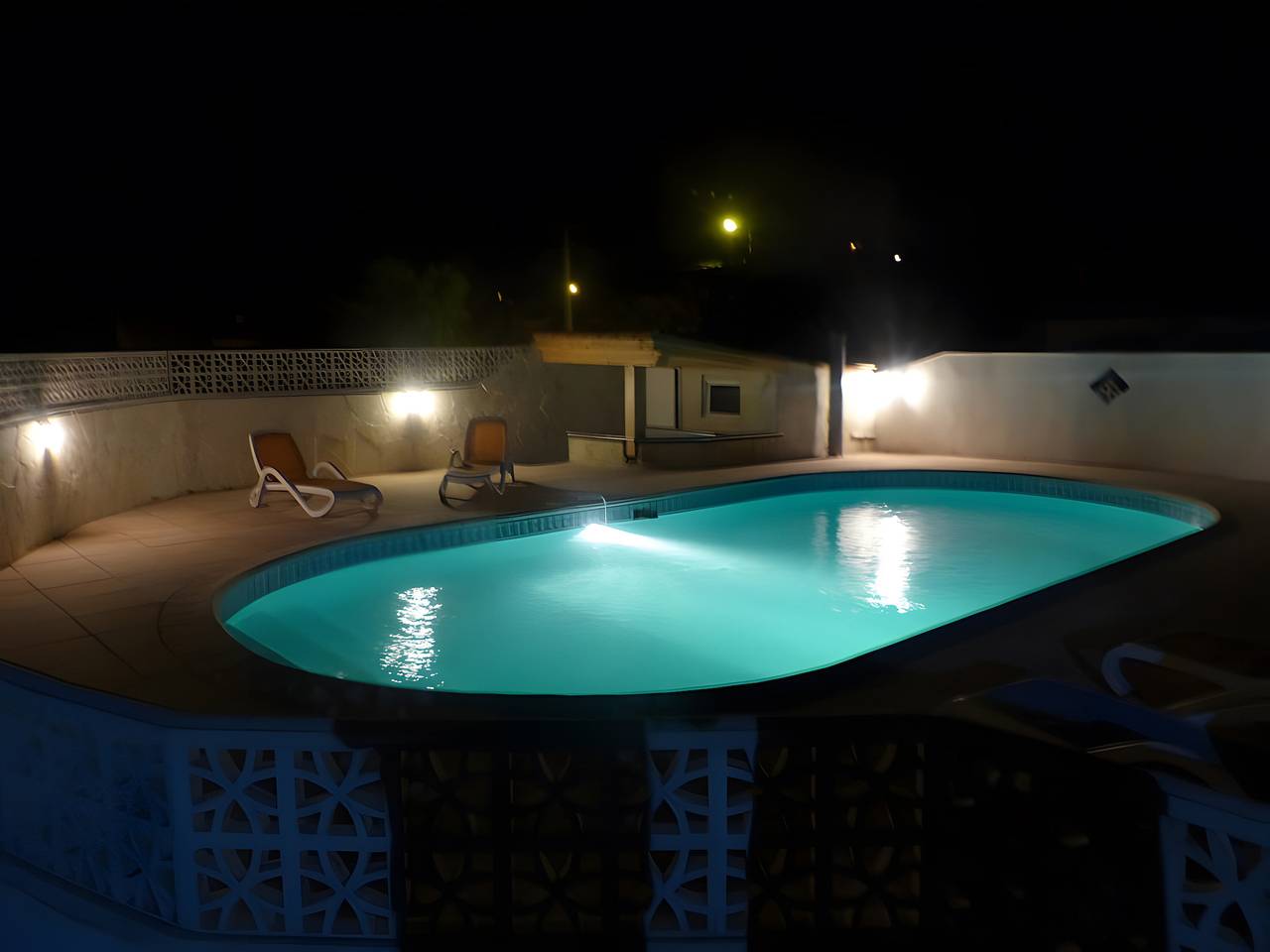 Chambre d'hôtes 'Chez Gaston' avec piscine privée, Wi-Fi et climatisation in Saint-Drézéry, Région de Montpellier