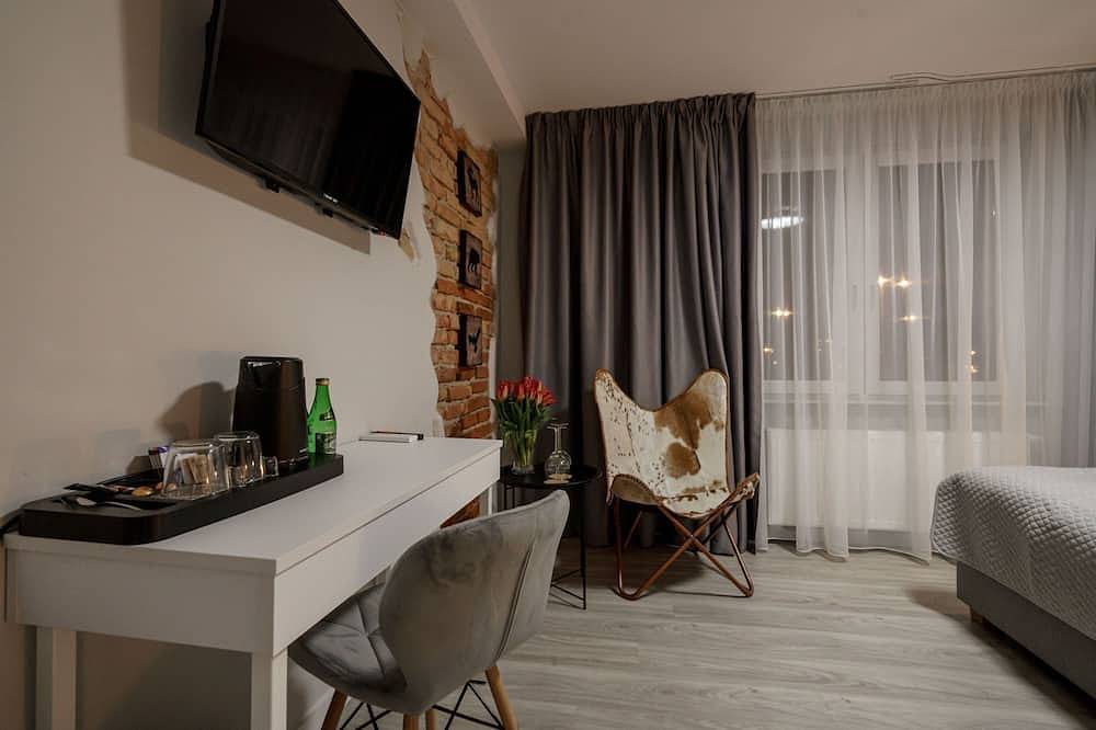 2-person hotel rooms close to the Warsaw airport in Warsaw, Masovia
