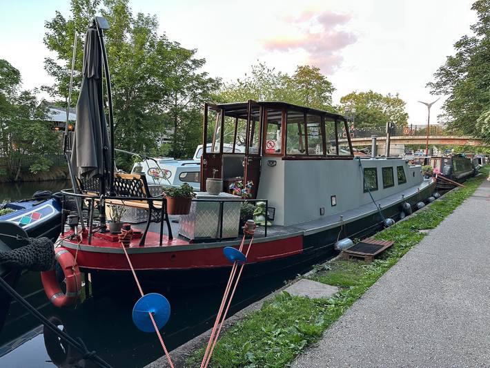 Maison de vacances pour 4 personnes, avec terrasse et vue sur le lac, adapté aux familles à Londres