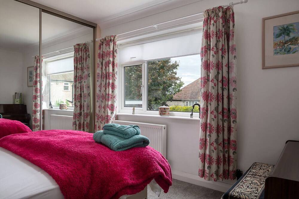 Awel Fryn - Three Bedroom Cottage, Sleeps 6 in Old Colwyn, Conwy region