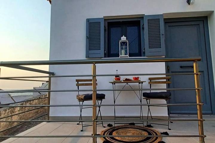Ferienhaus für 3 Personen, mit Balkon und Ausblick in Samos