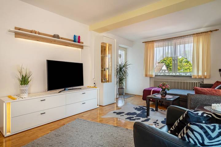 Ferienwohnung für 4 Personen, mit Balkon in Lindau