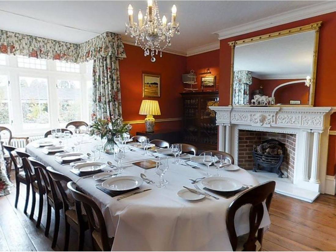 Abbots Manor in Combe Raleigh, Devon