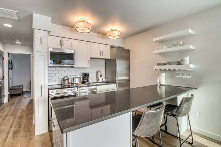 Gîte pour 4 personnes, avec balcon ainsi que jacuzzi et piscine à Chelan - 4