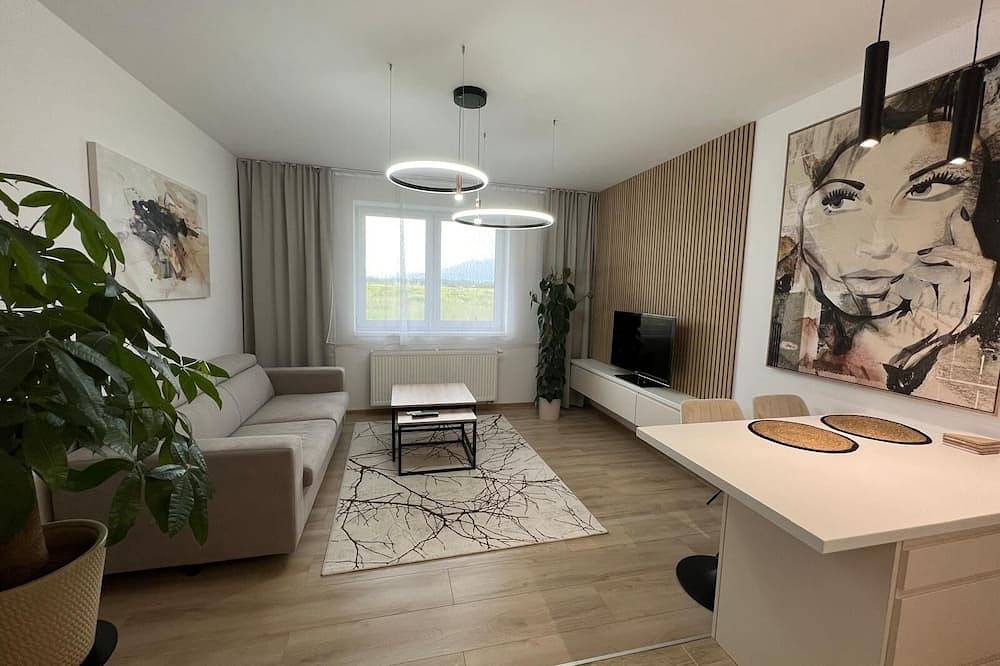 Ganze Wohnung, Superb 1-bedroom apartment in Poprad with stunning mountain views in Deutschendorf, Low Tatras