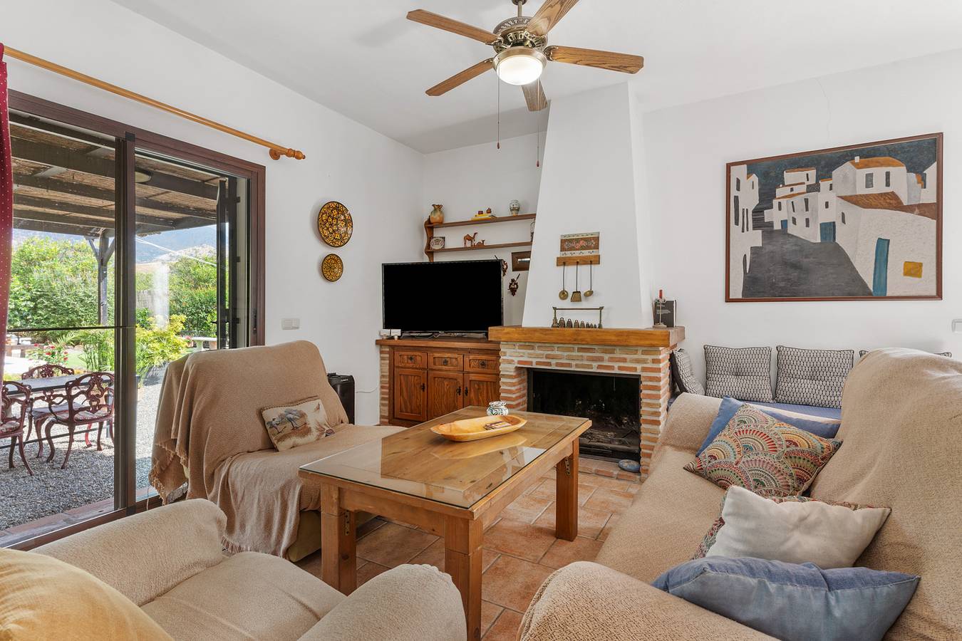 Finca 'Villa Pinale Álora' mit Bergblick, Wi-Fi und Klimaanlage in Álora, Málaga Provinz