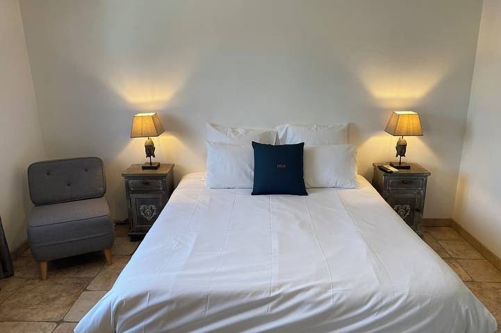 Ferienhaus für 5 Personen, mit Garten und Whirlpool in Nizza - 2