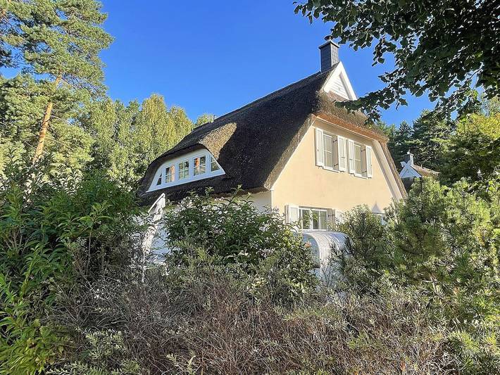 Luxus-Ferienhaus für 8 Personen, mit Terrasse und Garten sowie Sauna in Glowe