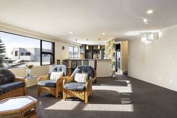 Holiday Home for 6 People in Mount Maunganui, Bay of Plenty, Photo 2