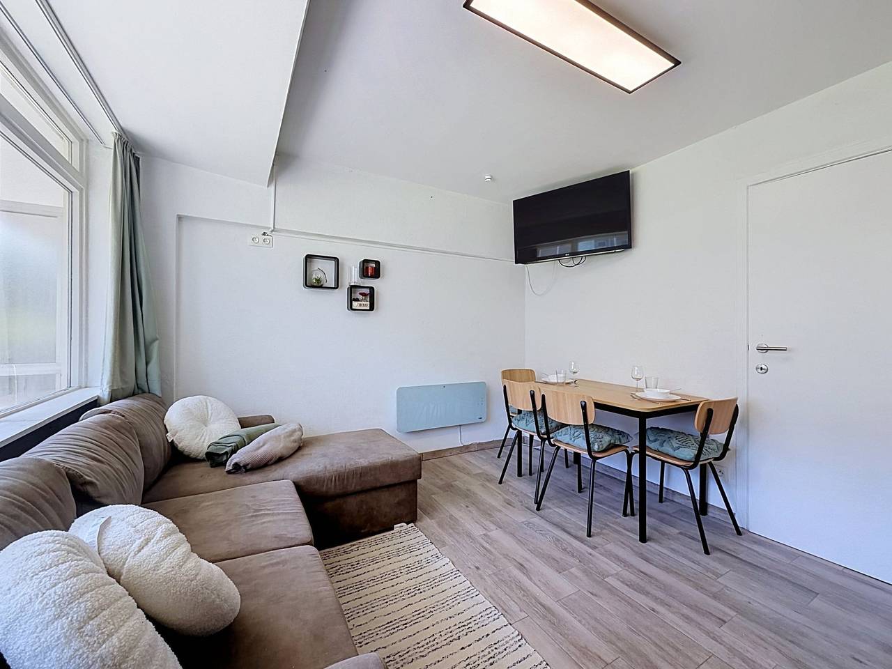 Geheel appartement, Hyacint with parking in De Haan, Belgische Kust