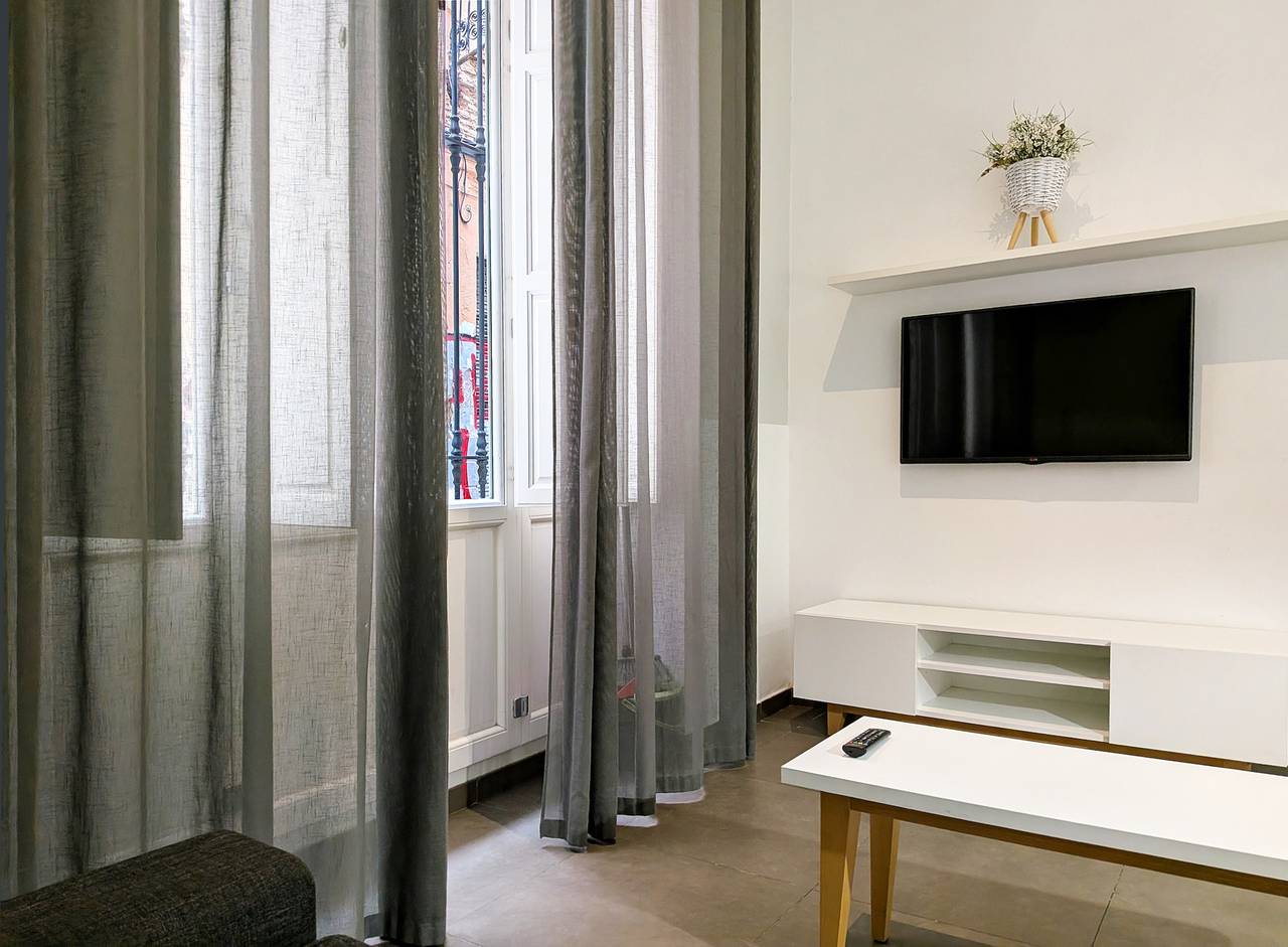 Entire apartment, Flats Friends Soho Suites 2 dormitorios planta baja in Valencia City Centre, Valencia