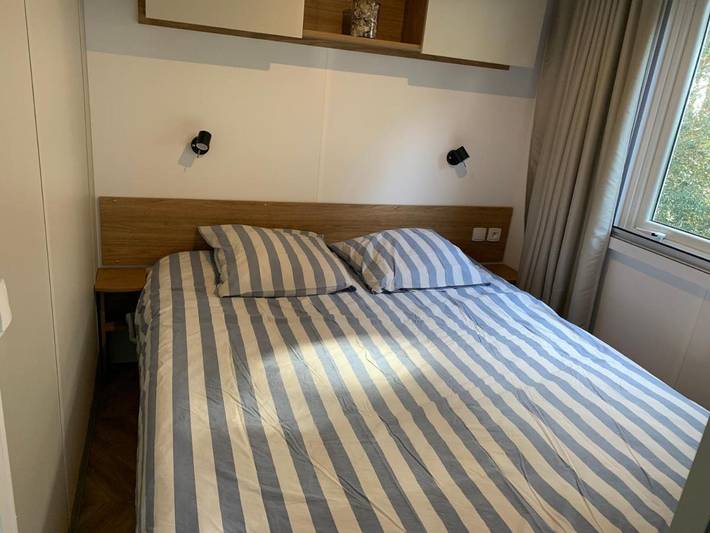 Camping pour 8 personnes, avec bassin pour enfant et terrasse ainsi que jacuzzi et piscine, animaux acceptés à Quiberon - 4