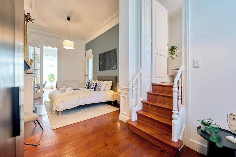 European Union and Grand Place. Luxurious 6-Br Mansion in Brussels, Flanders