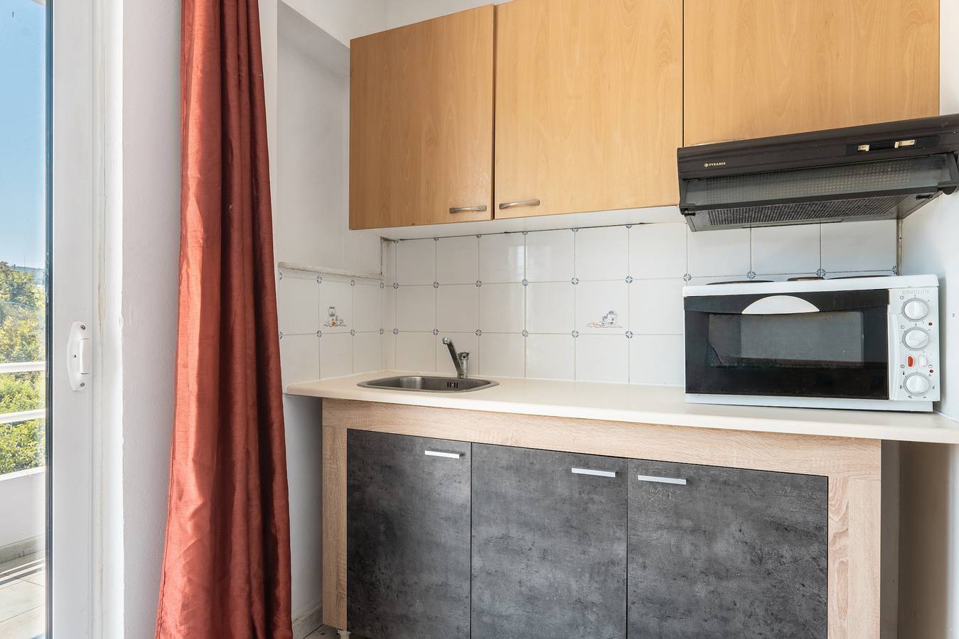 Entire apartment, Apartment 'Anthi  For 4 People' with Shared Terrace, Shared Garden and Air Conditioning in Fanes, Rhodes