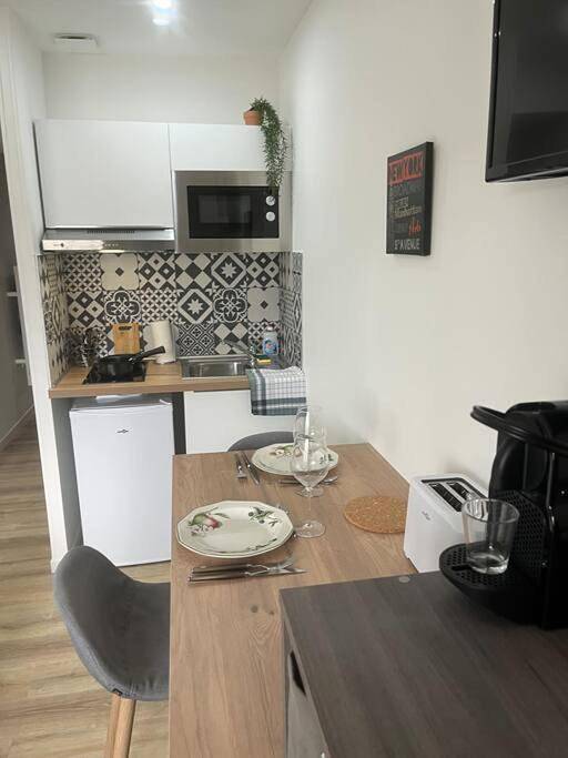 Gîte pour 2 personnes, animaux acceptés à Chasse-sur-Rhône - 2