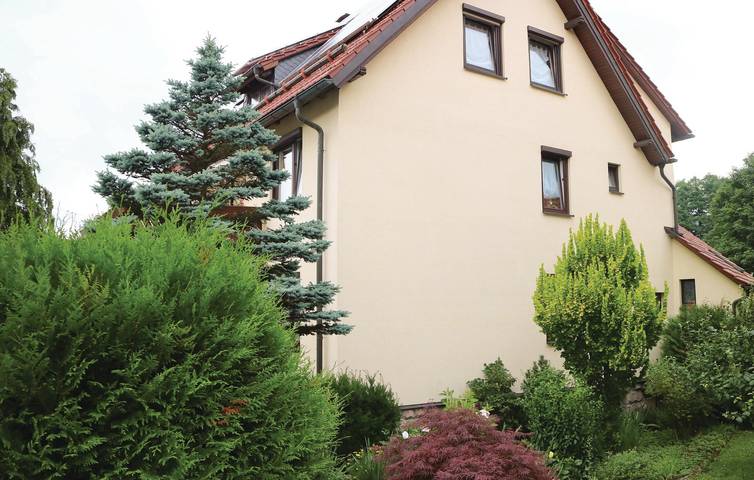 Ganze Ferienwohnung, Charmante Wohnung mit Terrasse 500m nach Nahetal-Waldau in Nahetal-Waldau, Hildburghausen und Umgebung