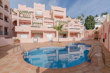 Location De Vacances pour 4 Personnes dans Playa de Burriana, Nerja, Photo 1