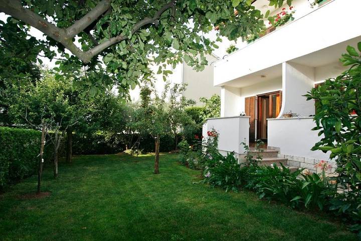 Ferienwohnung für 2 Personen, mit Balkon/Terrasse in Poreč - 3