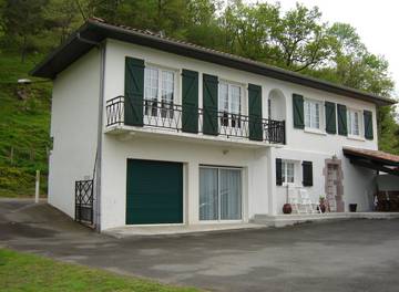 Gîte pour 4 personnes, avec balcon et jardin à Saint-Jean-Pied-de-Port