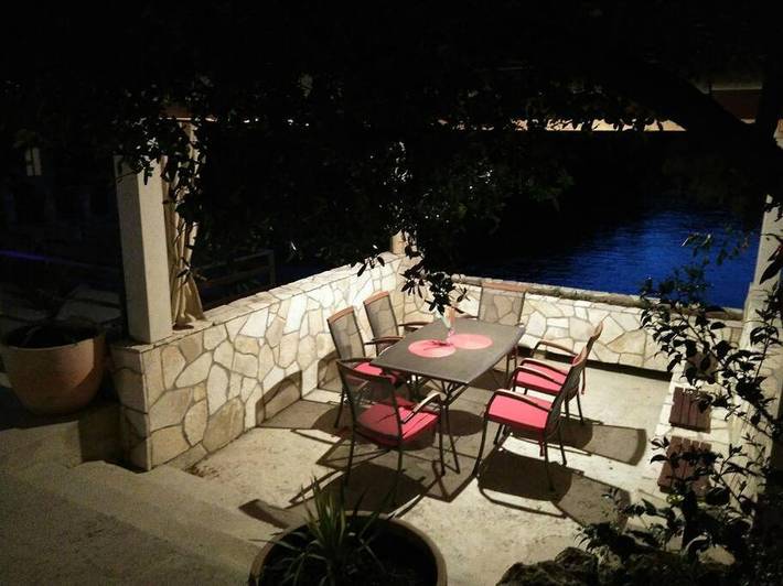 Villa pour 6 personnes, avec vue ainsi que jardin et piscine, animaux acceptés dans Mljet - 3
