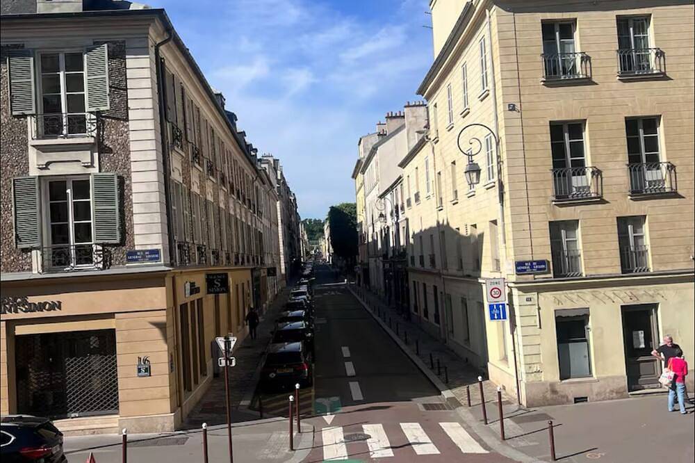 Ganze Wohnung, Rentals in Versailles  in Versailles, Yvelines