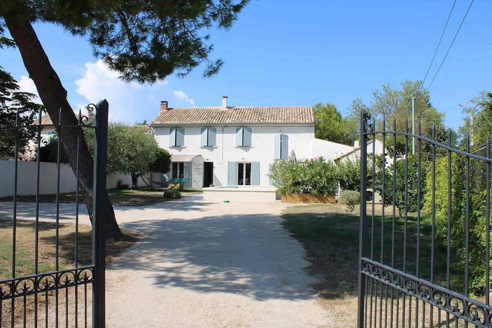 Les Taulières - Schönes Ferienhaus im Herzen der Provence in Sérignan-du-Comtat, Vaucluse