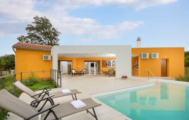 Villa für 6 Personen, mit Sauna und Pool sowie Garten und Terrasse in Istrien