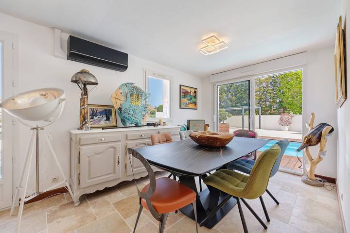 Casa de vacaciones «Villa Bleu Azur» con piscina privada, Wi-Fi y aire acondicionado in Angles, Vandea