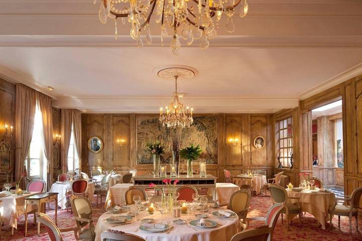 Hôtel pour 2 personnes, avec Terrasse et Jacuzzi ainsi que Jardin et Sauna à Gosnay