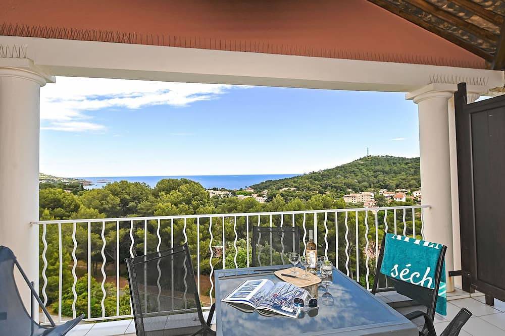Ganze Wohnung, Le Hameau (M4 333) by Interhome in Le Dramont, Saint-Raphaël
