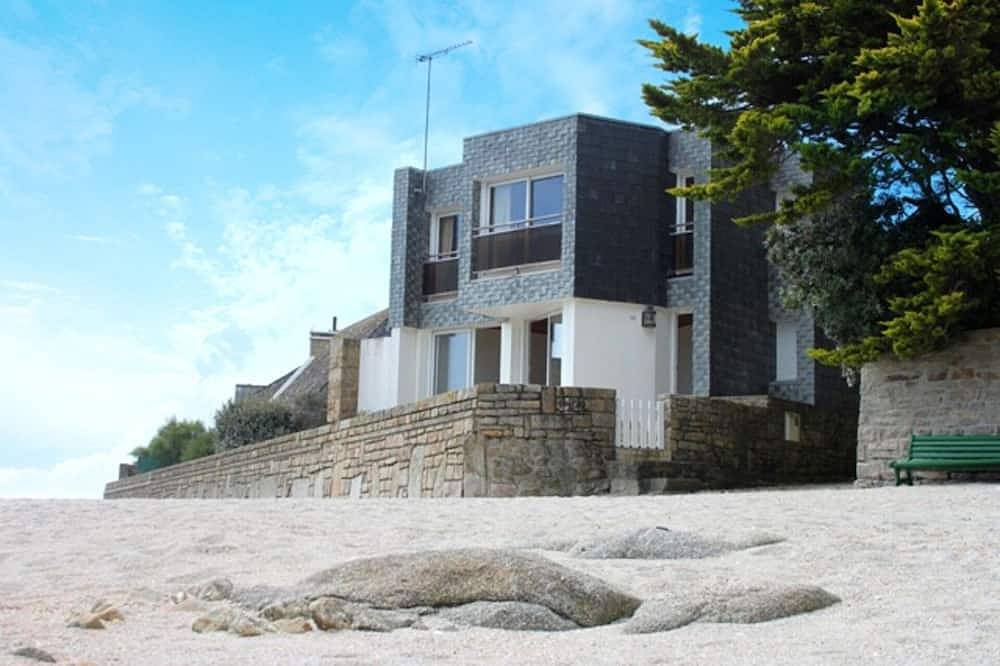 Votre jardin;  c'est la plage in Loctudy, Région de Quimper