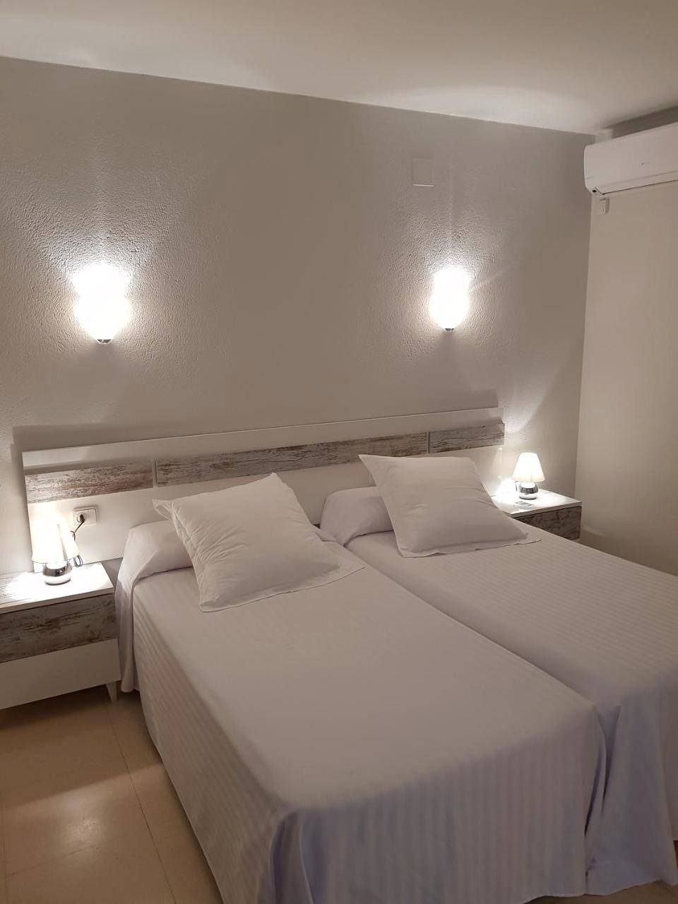 Hostal Ondina in Aigua Blava, Begur