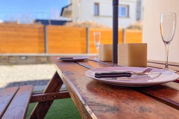 Location de vacances pour 6 personnes, avec terrasse et jardin à Bourg-Madame - 4