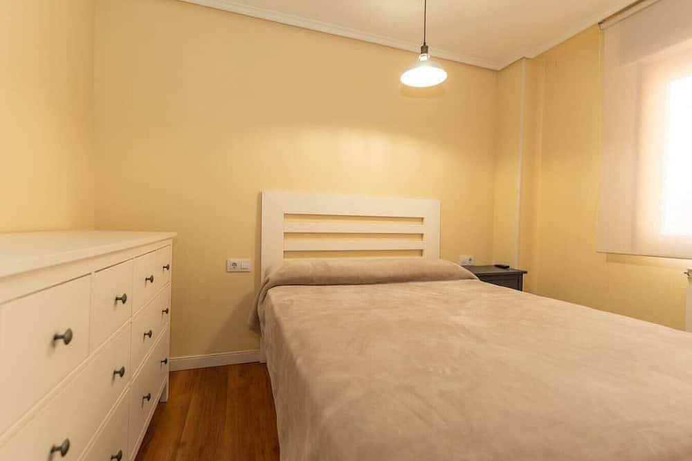 Entire apartment, Apartamento acogedor en el centro de Somo in Somo, Ribamontán al Mar