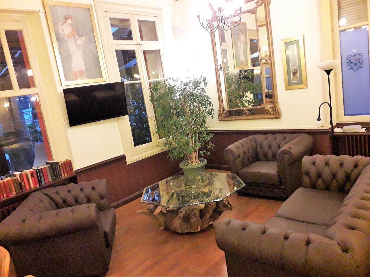 Hôtel Belleville in Lamalou-les-Bains, Région de Béziers
